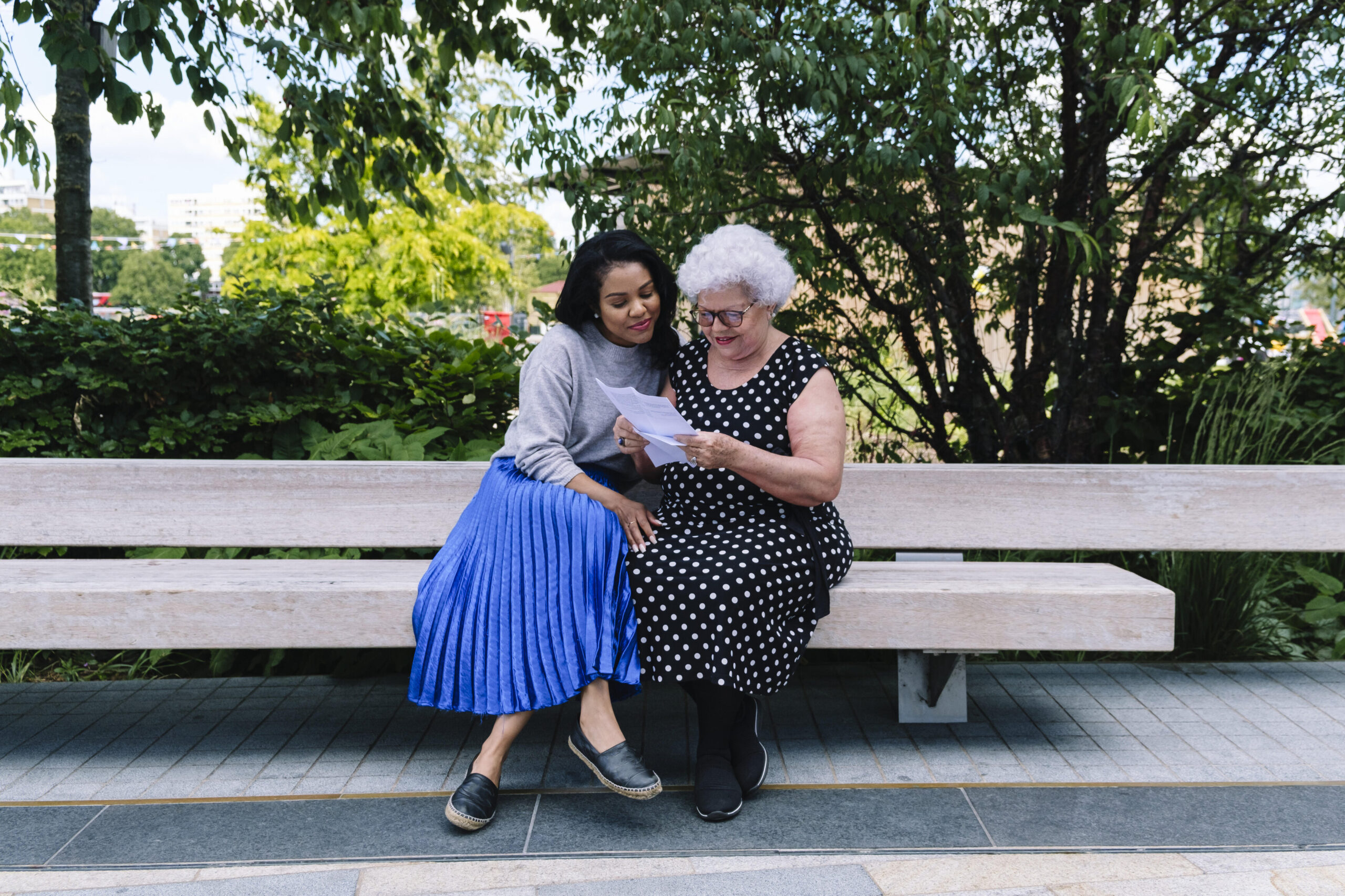 Park bench in Washington | State Gazette BW